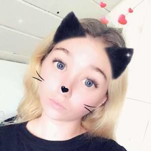 Meet your Posher, Mel